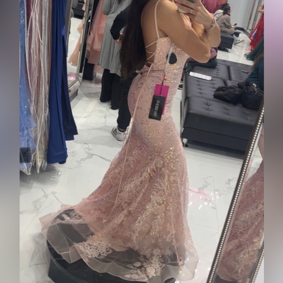 Sherri Hill prom dress Size 2 Color Pink - Picture 3 of 3